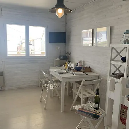 Coquet A 50m De La - 6 Pers, Terrasse, Tv, Lave-vaisselle - Fr-1-796-42 Chalet Gruissan