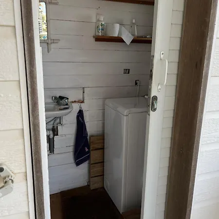 Coquet A 50m De La - 6 Pers, Terrasse, Tv, Lave-vaisselle - Fr-1-796-42 Chalet